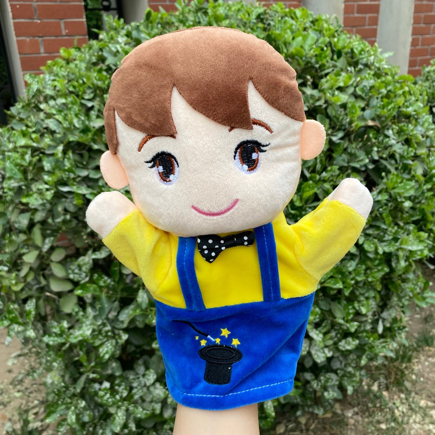The Mum Shop Au Learning With Louis Hand Puppets -Available in 29 Styles (Doctor, Engineer, Police Officer, Farmer, Teacher, Fireman, Shef ect)