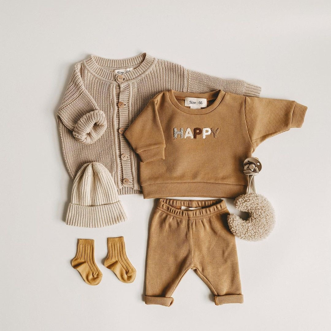 Baby/Toddler Natural Cotton -Full Outfit (4x styles to choose from) Size 3months-3years)